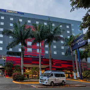 **** Hotel Express By Marriott Guadalajara Expo México